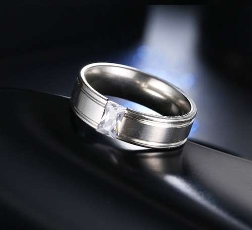 Retail Price R 2 199 (NEVER FADE) Titanium  8 mm  Ring Size 9 US (SILVER ONLY)