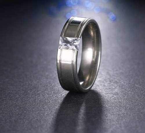 Retail Price R 2 199 (NEVER FADE) Titanium  8 mm  Ring Size 9 US (SILVER ONLY)