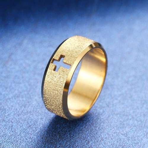 RETAIL PRICE: R 999 (NEVER FADE) Titanium "Cross" Ring Size 8 US (GOLD ONLY)
