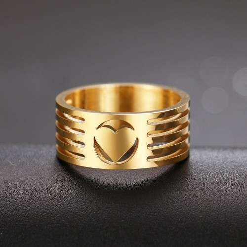 Retail Price R 999 Titanium (NEVER FADE)  Heart Ring Size 6 US (SILVER ONLY)