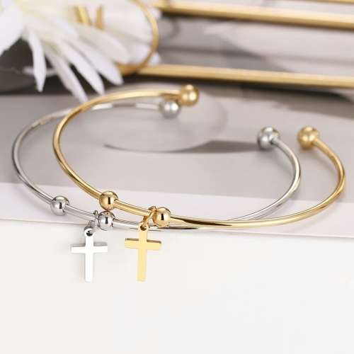 RETAIL PRICE: R 1299 Adjustable Titanium (NEVER FADE) "Cross" Charm Bangle (GOLD )