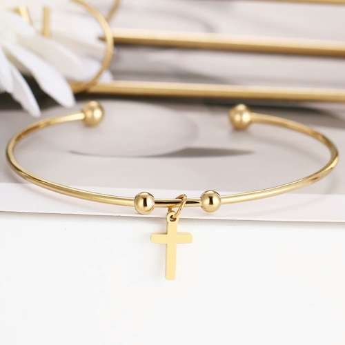 RETAIL PRICE: R 1299 Adjustable Titanium (NEVER FADE) "Cross" Charm Bangle (GOLD )