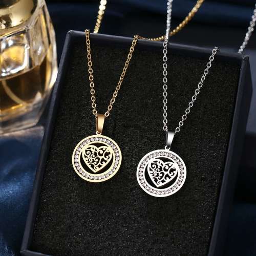 Retail Price:R1 099 (NEVER FADE)Titanium Hearts Necklace 45 cm (GOLD ONLY)