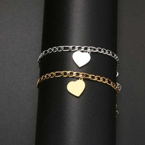 RETAIL PRICE: R 1 599 (NEVER FADE) Titanium "Heart" Bracelet 18 cm (SILVER ONLY)