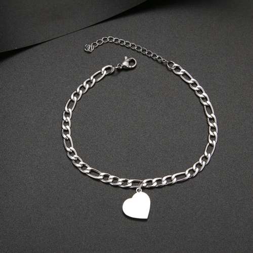 RETAIL PRICE: R 1 599 (NEVER FADE) Titanium "Heart" Bracelet 18 cm (SILVER ONLY)