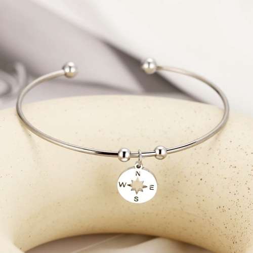 RETAIL PRICE: R 1299 Adjustable Titanium "Nautical" Charm Bangle (SILVER ONLY)