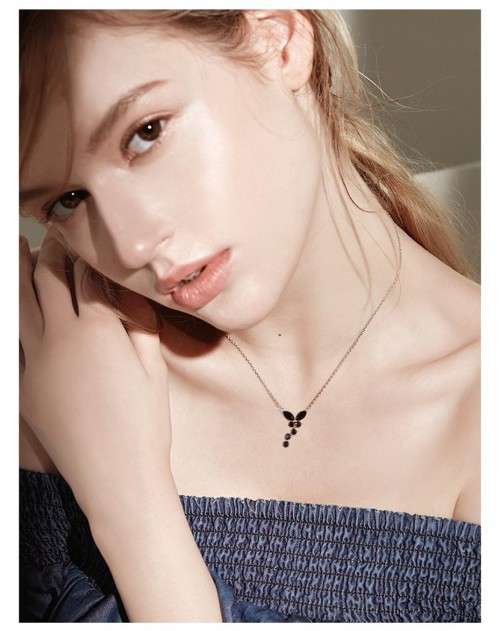 *925 STERLING SILVER 0.5CT  MOISSANITE BUTTERFLY NECKLACE*