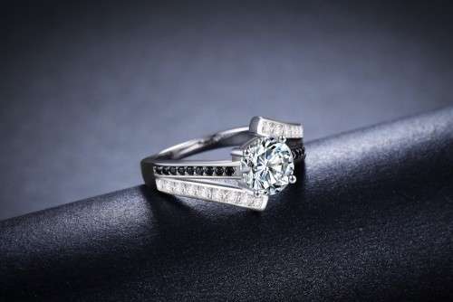 *1.25ct SOLID 925 STERLING SILVER TENSION RING *