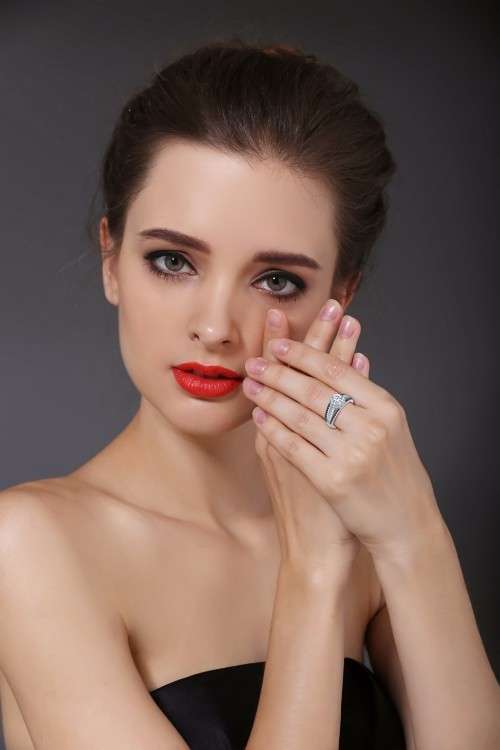 *SOLID 925 STERLING SILVER 1 CT MODERN SPLIT SHANK RING *