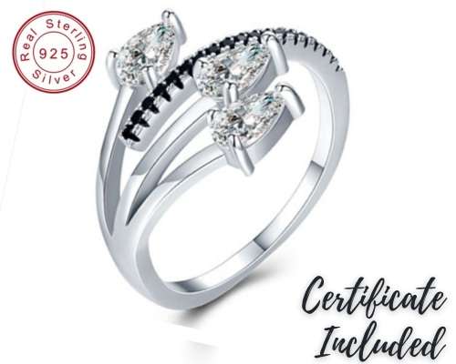 *SOLID 925 STERLING SILVER 0.75 CT THREE STONE RING*