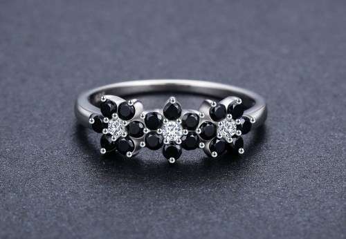 *925 STERLING SILVER 0.5CT FLOWER RING *