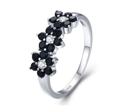 *925 STERLING SILVER 0.5CT FLOWER RING *