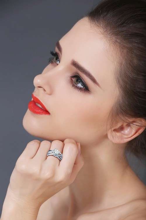 *2CT SOLID 925 STERLING SILVER HEART STONE RING *