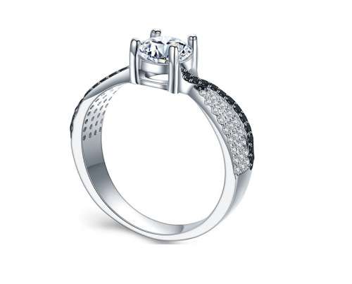 *0.75CT SOLID 925 STERLING SILVER PRINCESS CUT RING *