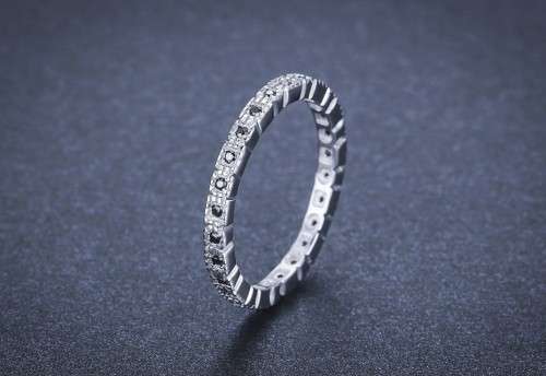 *SOLID 925 STERLING SILVER ETERNITY RING *