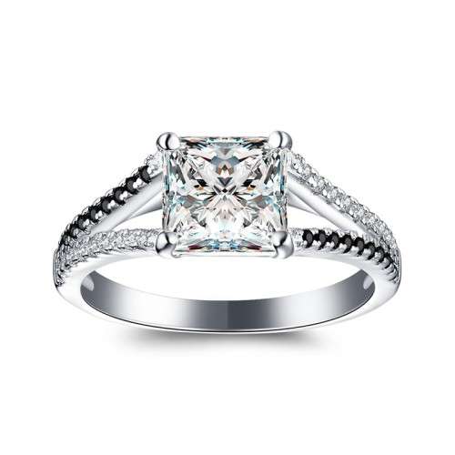 *SOLID 925 STERLING SILVER PRINCESS CUT RING *