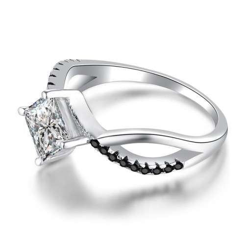 *0.75CT SOLID 925 STERLING SILVER CUSHION CUT RING *