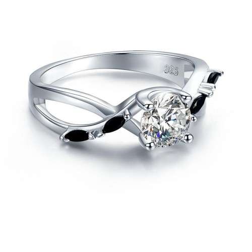 * 1 CT SOLID 925 STERLING SILVER RING*