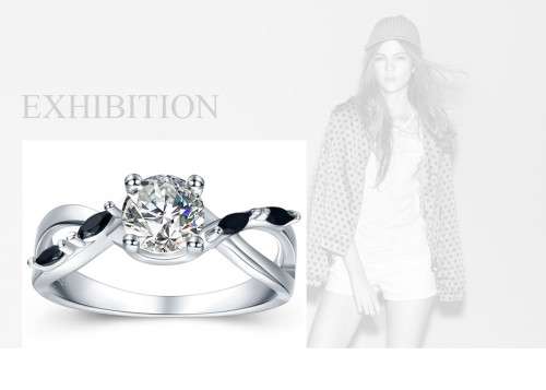 * 1 CT SOLID 925 STERLING SILVER RING*