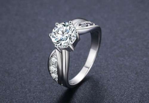 * 1.5 CT SOLID 925 STERLING SILVER RING*