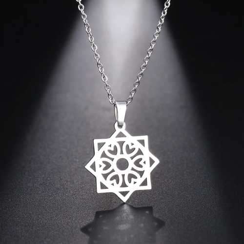 TITANIUM (NEVER FADE) HEART PATTERN Necklace 45cm (SILVER ONLY)