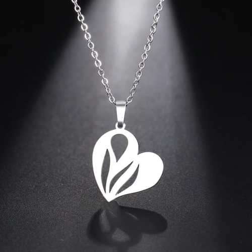 TITANIUM (NEVER FADE) HEART Necklace 45cm (SILVER ONLY)