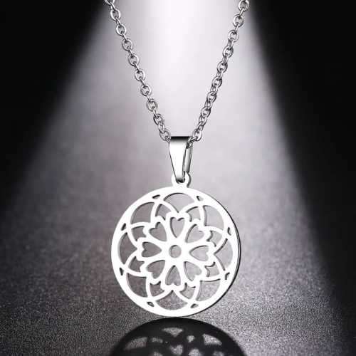 TITANIUM (NEVER FADE) "FLOWER AND HEARTS" Necklace 45cm (GOLD ONLY)