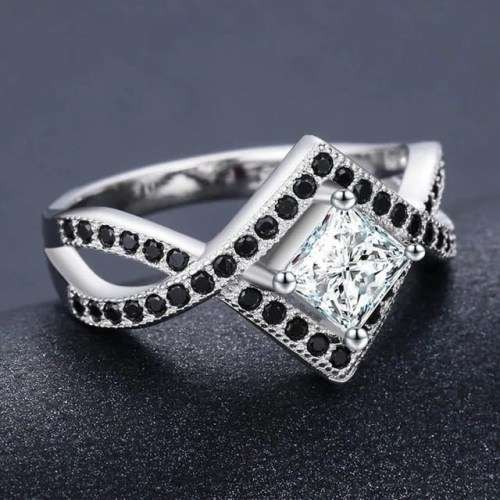 *CLEARANCE SALE* 2CT SOLID 925 STERLING SILVER MODERN RING SIZE 8 US