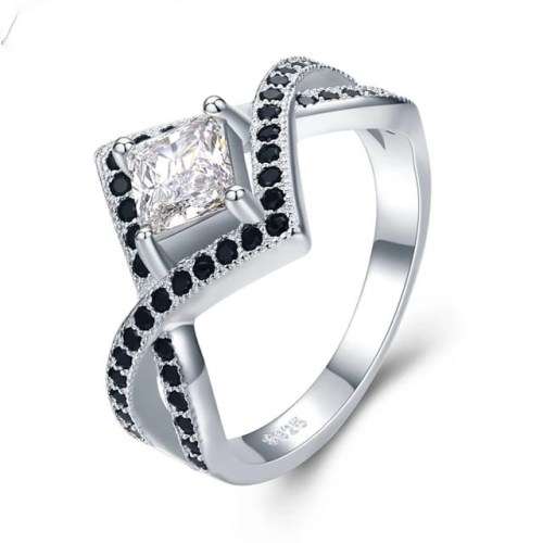 *CLEARANCE SALE* 2CT SOLID 925 STERLING SILVER MODERN RING SIZE 8 US