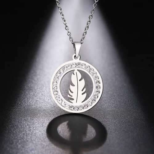 Retail Price R1199 TITANIUM (NEVER FADE) FEATHER Necklace  45 cm (SILVER ONLY)