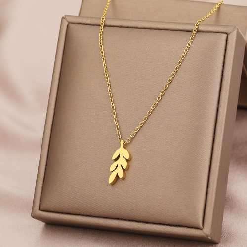 Retail Price R1099 TITANIUM (NEVER FADE) LEAF Necklace 45 cm (SILVER ONLY)