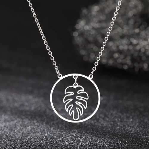 Retail Price R1099 TITANIUM (NEVER FADE) VINTAGE LEAF Necklace 45 cm (SILVER ONLY)