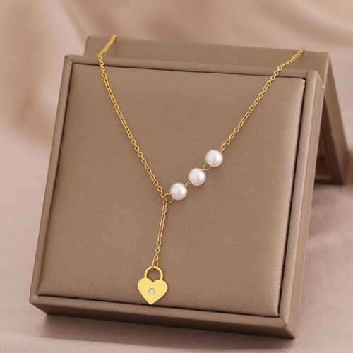Retail Price R1199 TITANIUM (NEVER FADE) HEART WITH DIAMOND AND PEARLS Necklace 45cm (SILVER ONLY)