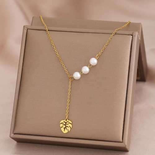 Retail Price R1199 TITANIUM (NEVER FADE) LEAF AND PEARLS Necklace 45cm (SILVER ONLY)