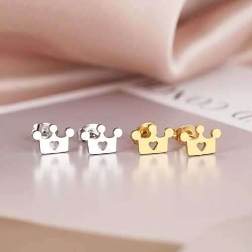 Retail Price R499 TITANIUM (NEVER FADE) SILVER CROWN WITH HEART Earrings