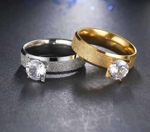 Retail Price R1449 TITANIUM (NEVER FADE) FROSTED GOLD Ring with Simulated Diamond SIZE 9 US