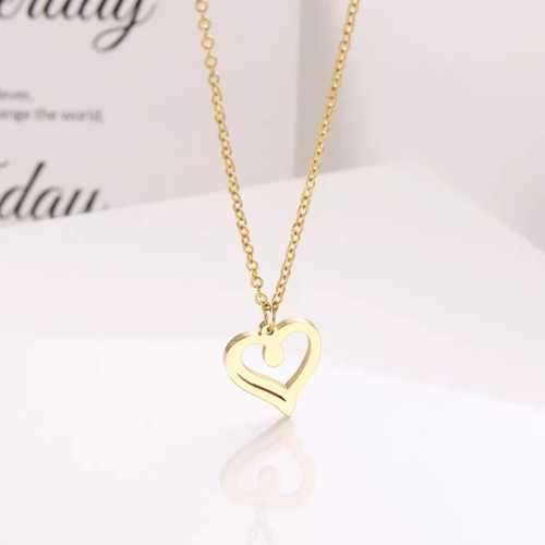 Retail Price R1099 TITANIUM (NEVER FADE) HOLLOW HEART Necklace 45cm (SILVER ONLY)