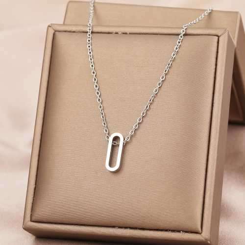 Retail Price R1299 TITANIUM (NEVER FADE) SILVER PAPERCLIP Necklace 45cm