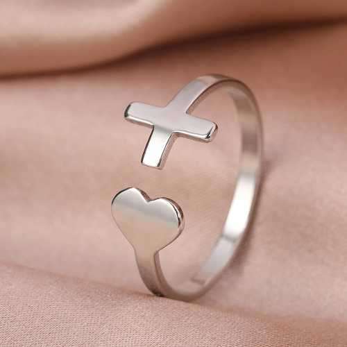 Retail Price R1099 TITANIUM (NEVER FADE) SILVER CROSS HEART RING