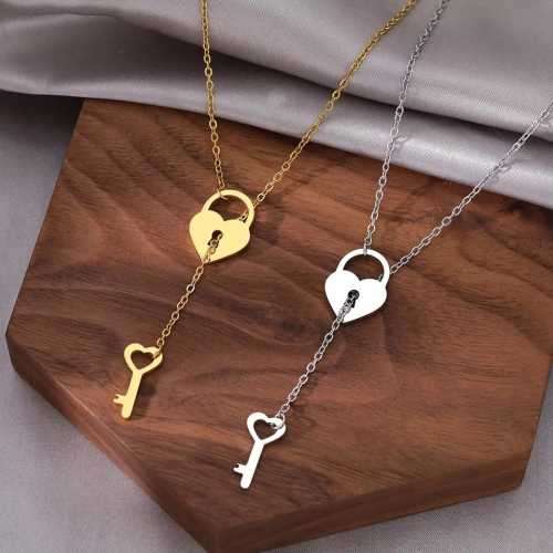 Retail Price R1199 TITANIUM (NEVER FADE) SILVER HEARTLOCK WITH KEY Necklace 45cm