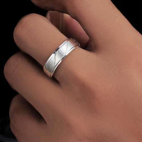 Retail Price R1399 TITANIUM (NEVER FADE) SILVER Ring SIZE 11 US