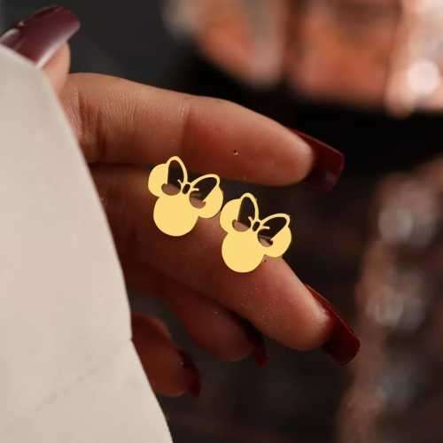 Retail Price R799 TITANIUM (NEVER FADE) SILVER MINNIE MOUSE Earrings