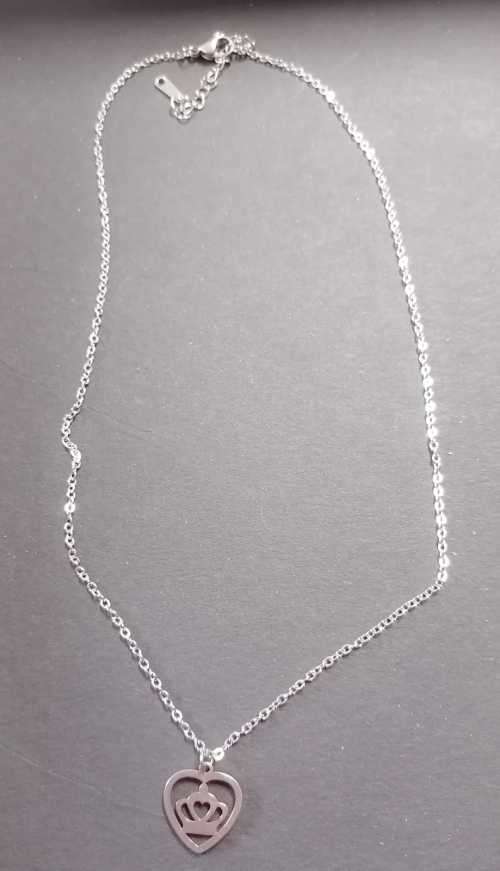 SILVER CROWN HEART (NEVER FADE) NECKLACE
