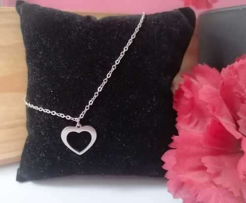 SILVER HOLLOW HEART (NEVER FADE) NECKLACE