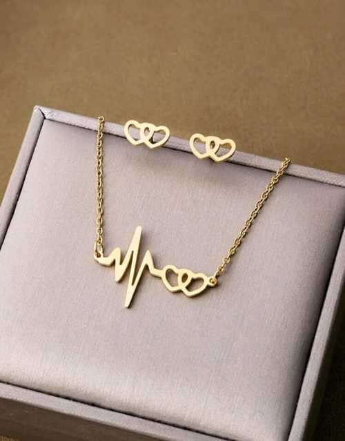 GOLD HEART EARRING & NECKLACE SET