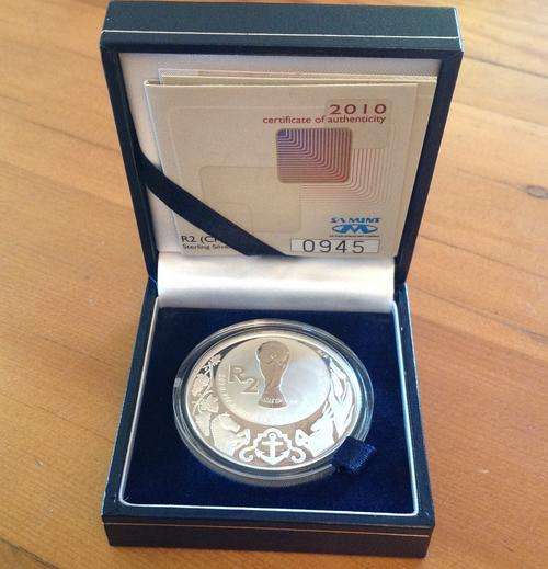Proof  2010 FIFA Silver R2 Crown - Soccer World Cup - Still sealed in original SAM packaging