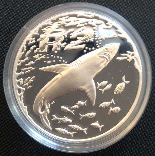 !!!!! Proof 1oz Silver 1999 R2 - Great White Shark !!!!!