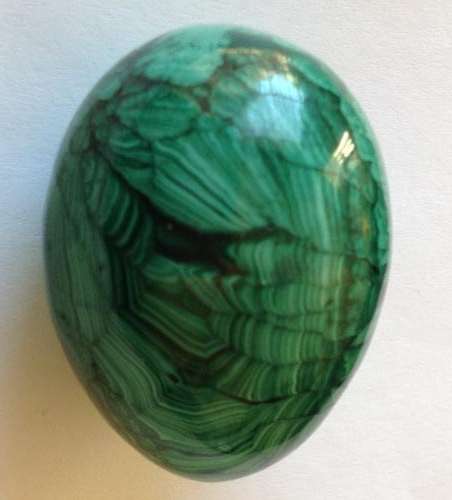 Lovely egg-shaped tumbled Malachite (weight 60 grams)