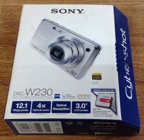 SONY CYBER-SHOT DSC-W230 DIGITAL CAMERA: 12 Mega Pixels, 4x Zoom, Optical Steady Shot, 3" LCD screen