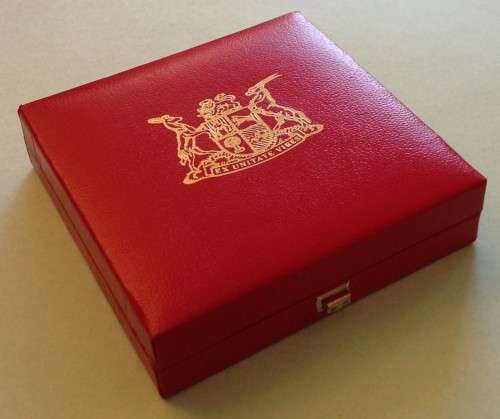 Proof  1985 Silver R1 - Parliament (1910 - 1985) in Red SA Mint Box